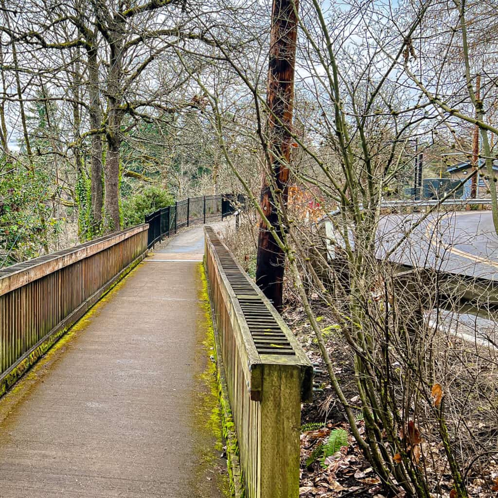 Old River Road Lake Oswego 4