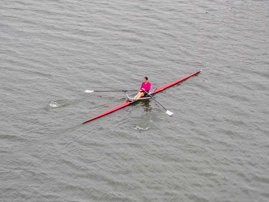 Rower on the slew